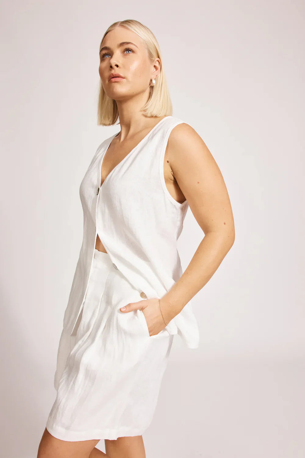 Miramar Vest / White