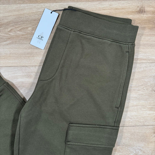 CP Company Diagonal Raised Fleece Lens Sweatpants in Ivy Green