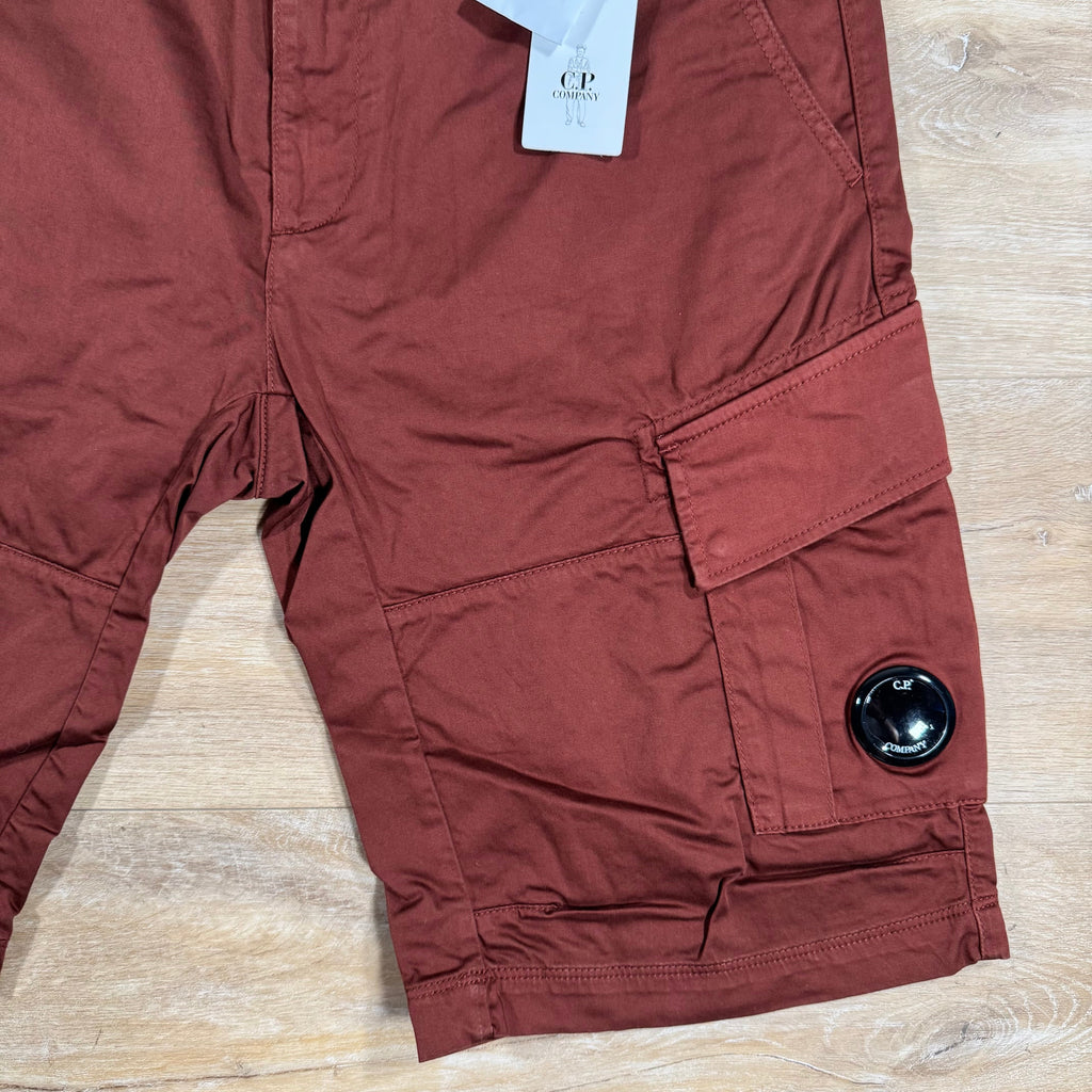 CP Company Stretch Sateen Lens Cargo Shorts in Sable - Brown