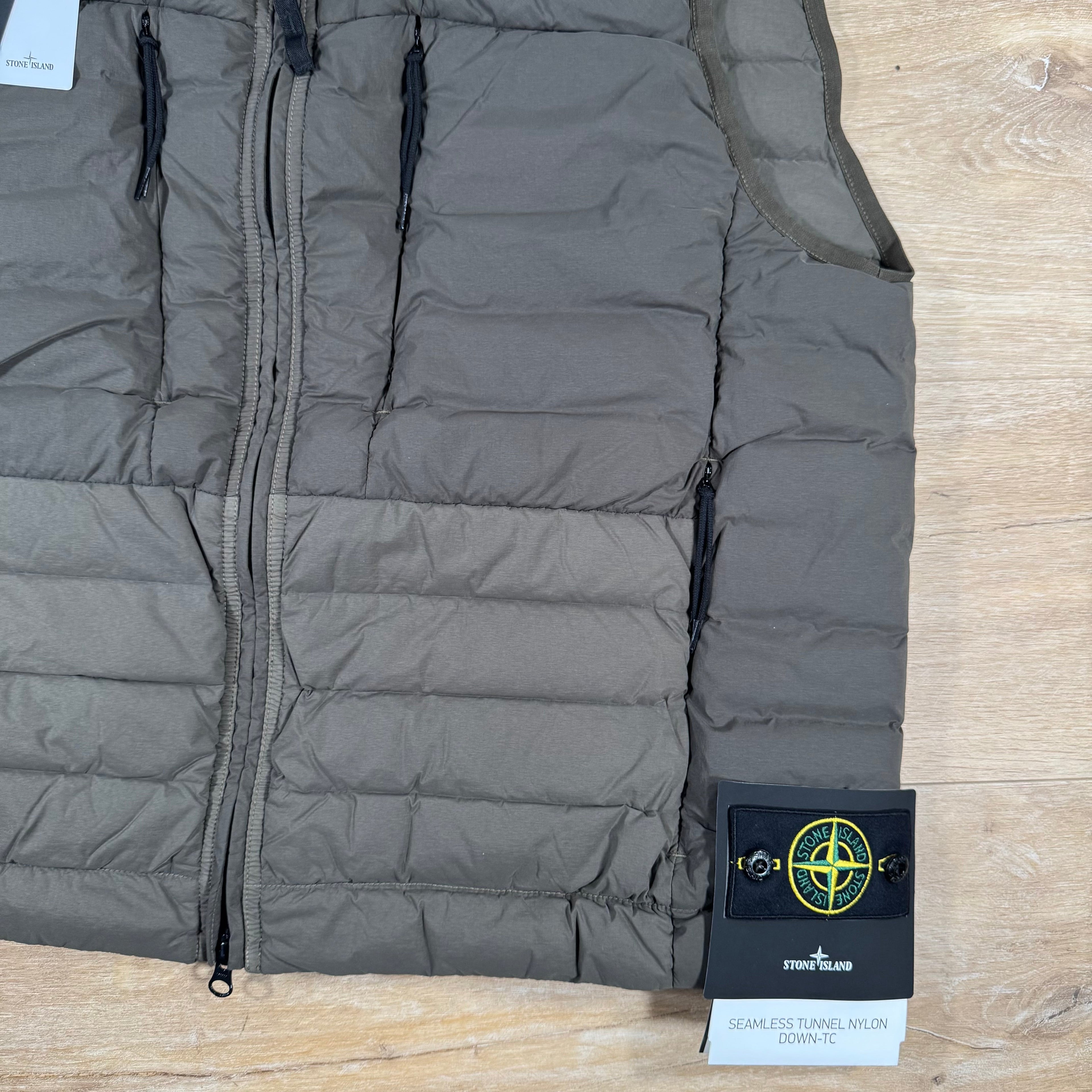 Stone Island Seamless Tunnel Nylon Down-TC Vest in Military Green