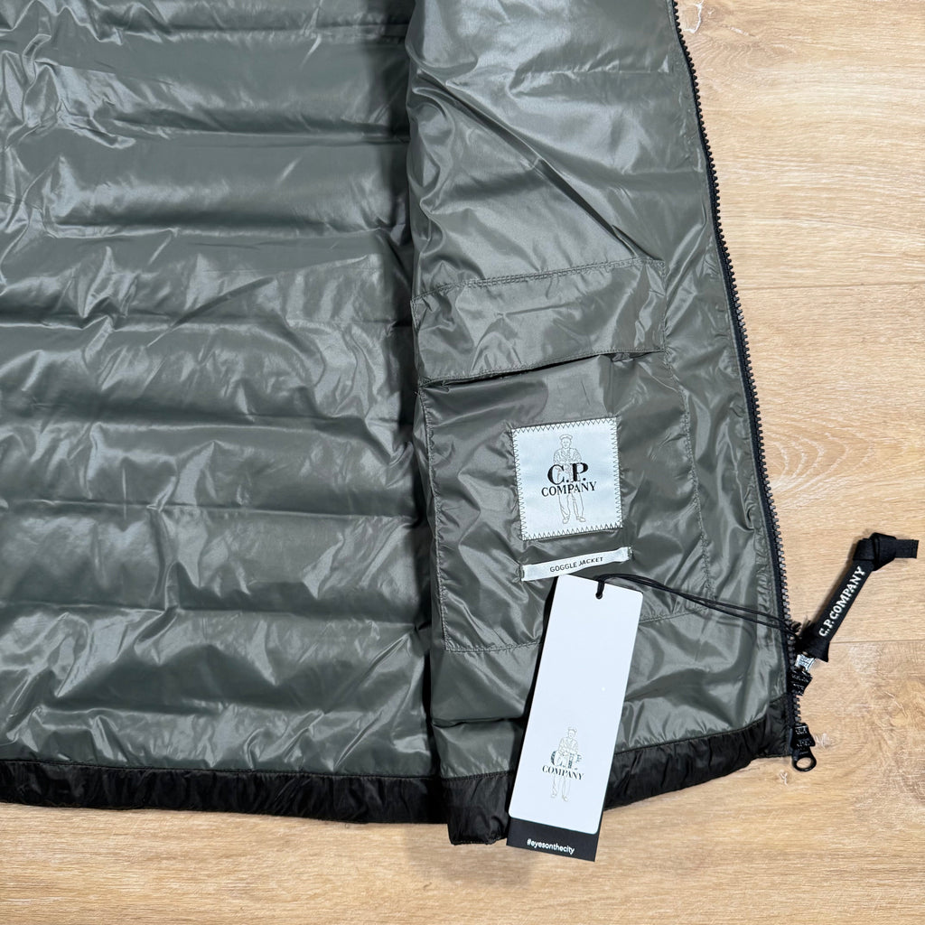 CP Company DD Shell Goggle Down Vest in Grape Leaf