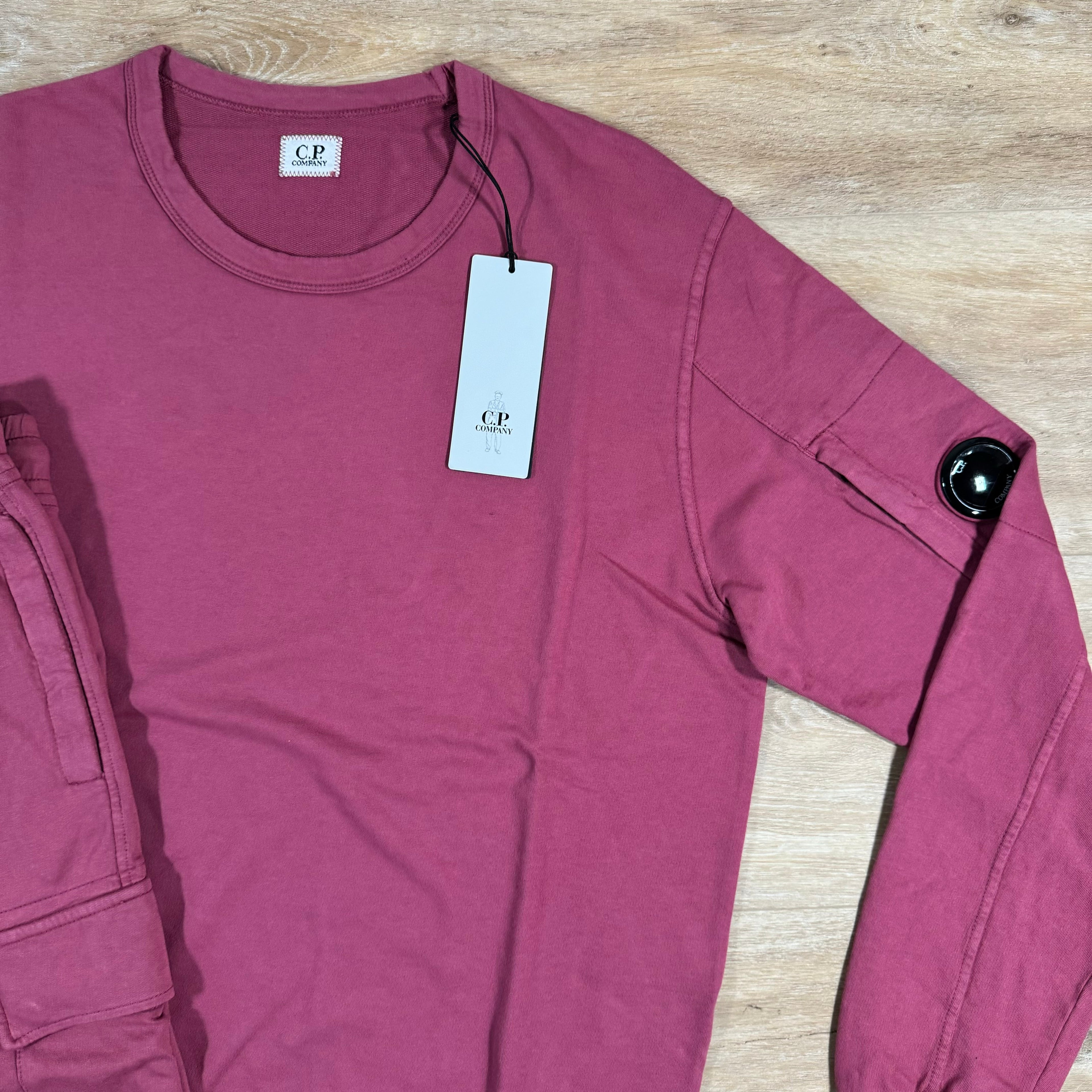 CP Company Light Fleece Lens Tracksuit in Red Bud