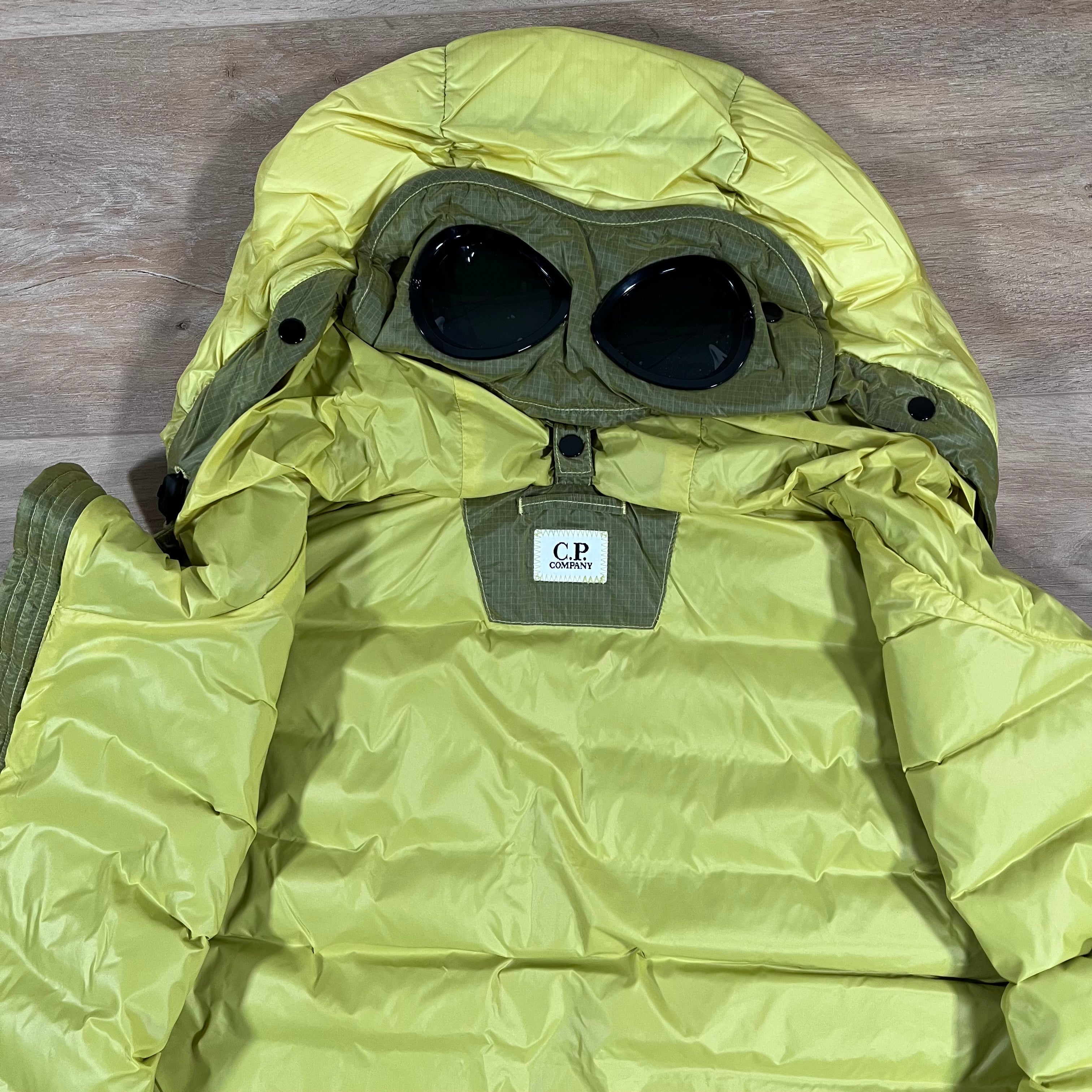 CP Company DD Shell Goggle Down Gilet in Green Sheen - Yellow