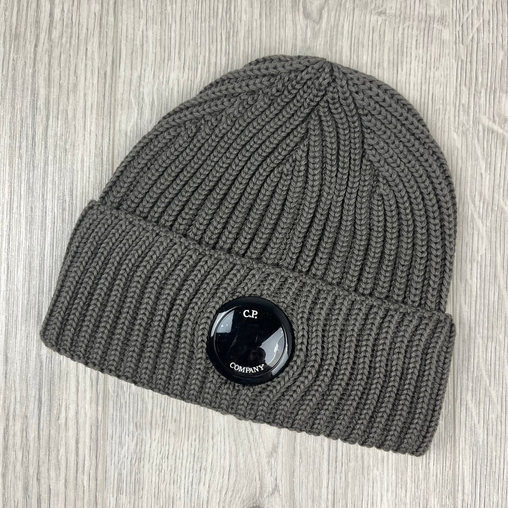 CP Company Lens Beanie - Walnut